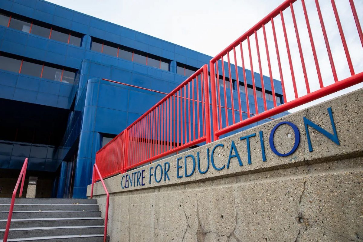 Contact Tracing Resumes in Alberta schools